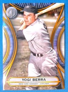 Yogi Berra 2025 Topps Tribute #1 Naranja Paralelo/25 New York Yankees Salón de la fama - Imagen 1 de 2