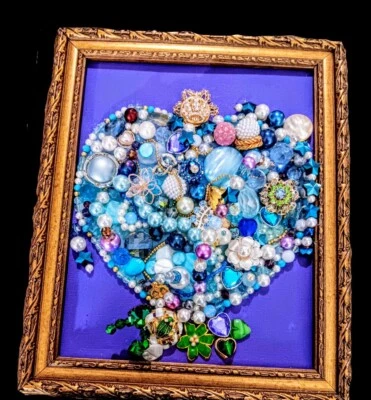 Piezas de decoración de collage únicas hechas a mano vintage y otras joyas Foto 1 de 4