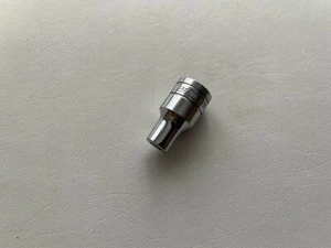 Snap-on Tools USA MINT 1/2" Drive 1/4" Oval Shock Absorber Specialty Socket A135 - Foto 1 di 5