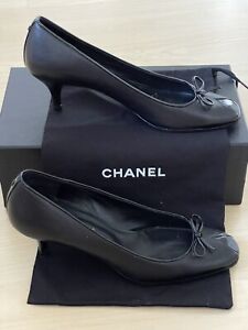 Chanel Black Genuine Leather (Matt And Patent) 5 cm Heels Shoes Size UK 6/ EU 39