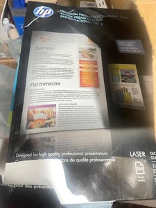 HP Q2547A Premium Presentation Paper 120g Laser Glossy 250 sheets 11x17" 32lb(6B - Zdjęcie 1 z 4