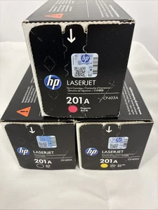 ✅Nib Zapieczętowane oryginalne kasety z tonerem HP 201A Czarny/Purpurowy/Żółty 3-PK LaserJet - Zdjęcie 1 z 4
