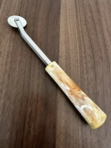 Vintage Dritz Tracing Wheel Bakelite Butterscotch Handle Sewing Pattern Tool 6” - Picture 1 of 9