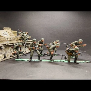1: 35 Tiangong 35030 Infantry Assault Team Team, 8 people no tank - Picture 1 of 3