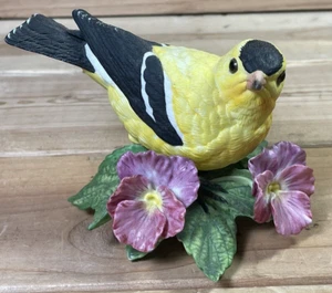 Lenox Figurine GARDEN BIRDS American Goldfinch GREAT CONDITION No Box - Picture 1 of 9