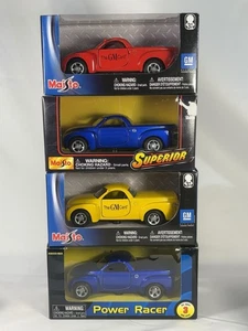 4 Stück Maisto Diecast Chevrolet SSR Pickup rot gelb blau blau 1:43 Trucks USA - Bild 1 von 13