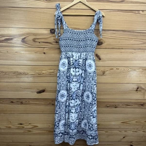 Spartina 449 Maxi Dress Medium Smocked Pockets Blue White Floral Ribbon Ties B63 - Picture 1 of 12