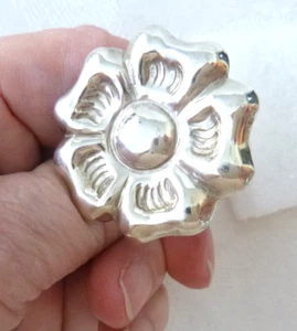 Signed CB Vintage Artisan 950 Silver Ring Flower Motif Size 8 (Expandable) 11.8g - Picture 1 of 4
