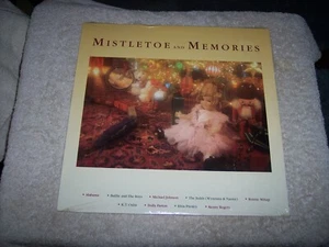 LP--MISTLETOE AND MEMORIES-- VARIOUS ARTISTS **SHRINKWRAP* **NM VINYL** #258 - Imagen 1 de 6