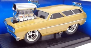 Muscle Machines 1/18 Scale Model 71165 - 1965 Chevrolet Chevelle Wagon - Gold - Picture 1 of 5