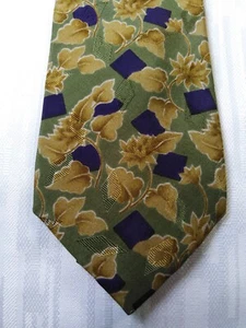 Valentino 100% Silk Tie Necktie Vintage Classic Italy - Picture 1 of 6