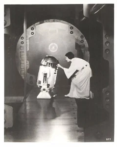 Vintage Star Wars 8x10 Princess Leia R2D2 B&W glossy photo #577 - Picture 1 of 3