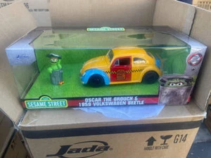 2022 Jada 1/24 Hollywood Rides SESEME STREET OSCAR GROUCH 59 VOLKSWAGEN BEETLE - Picture 1 of 1