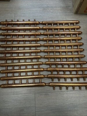 3/4 Copper Manifold With 6 1/2 Branches Pex Crimp Connections Lot Of 22 - Image 1 of 2