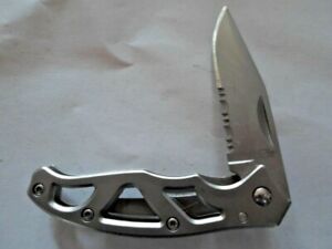 Gerber Paraframe pocket knife, silver, drop point, COMBO edge, 2.25'' blade 