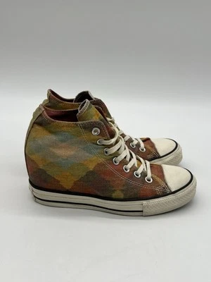匡威 x Missoni 女式 8 码 Chuck Taylor All Star Lux Mid 隐藏楔形鞋。 — 第 1/4 张图片