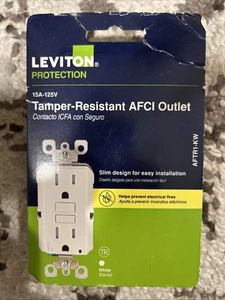 Leviton 15 Amp 125 Volt AFCI Presa a Parete Antimanomissione Bianco R32-AFTR1-KW - Foto 1 di 2