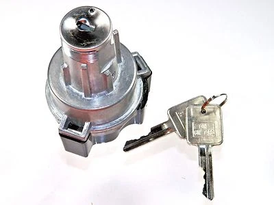 Ignition Lock Cylinder In Dash w/ Keys 67-79 Chevy GMC Pick Up #1030BB - Image 1 of 3