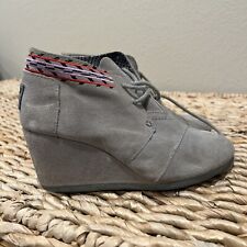 Tom Shoes Women’s Size 5 Bootie Wedge Lace Up South Western Gray Suede