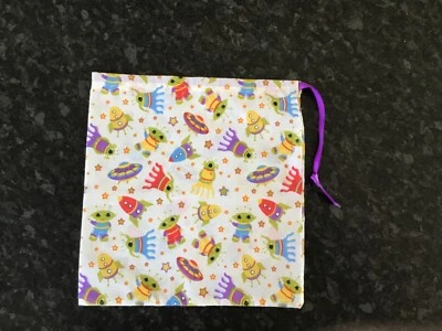 New Alien / Space drawstring fabric bag/gift/storage teacher resources nqt — 第 1/2 张图片