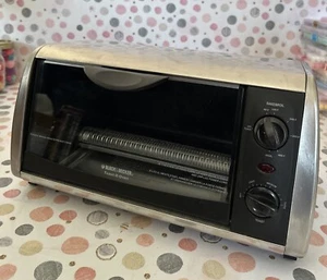 Toast R Oven Broiler Classic Black & Decker TRO5000 Series w/Pan & Manual Works - Picture 1 of 8