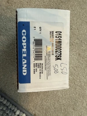 Goodman Amana Furnace gas valve 051m00027SK - Image 1 of 4
