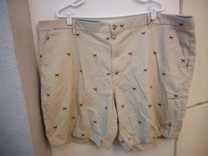 Chaps Men's Shorts Coastland Wash Stretch Ivory Size 46x9 Allover Beagle Pattern - Picture 1 of 9