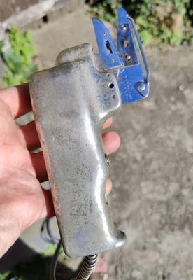 Sunbeam Electric Shears For Fabric Taylor Tayloring Working  - Image 1 of 4