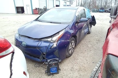 2017 Toyota Prius Transmission OEM 149K Miles - LKQ440147612 - Image 1 of 4