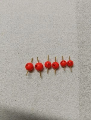 Galleggiante A Pallina Spike Con Astina Sei Pezzi Gr. 1.35-1.15-0.30 - Immagine 1 di 4