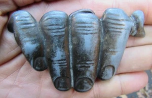 Vtg FINGERS Belt Buckle 3D Knuckles HAND Weird ART Kilroy RARE VG+ - Picture 1 of 4