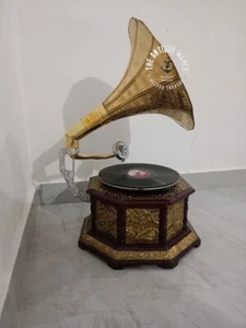 Antique Gramophone, Fully Functional Working Phonograph, win-up record player - Picture 1 of 11