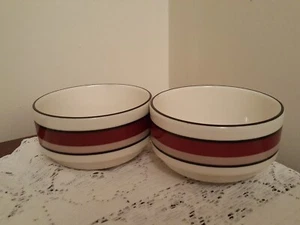2 ONEIDA CLASSIC M Custard-Fruit BOWLS Stoneware Restaurant ware Multicolor Rim - Picture 1 of 8