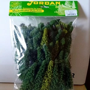FIFTY OO/N/Z scale fir trees mixture 4/6/8 & 12cm tall from Jordan Part 50F - Picture 1 of 3