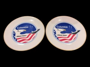 Set Of 2 VTG NASA SPACE SHUTTLE COLUMBIA ENGLE -- TRULY PLATE USA EAGLE !! - Picture 1 of 2