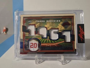 Frank Robinson 6/6 2025 Seasons In The Sun Quad Game Used Jersey USA Legendary - Picture 1 of 12