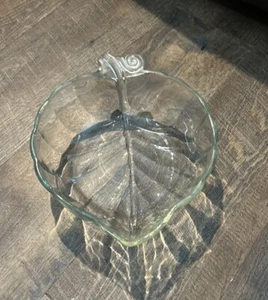 Anchor Hocking Clear Pumpkin Leaf Shaped Serving Salad Fruit Bowl - Picture 1 of 7