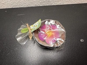 Unused Multicolor Home Decor Collectible Hawaii Flower  In Cocoa Aroma Candle - Picture 1 of 6
