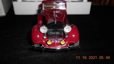 Danbury Mint The 1938 Rolls-Royce Phantom III 1/24 scale Diecast Very Heavy NIB - Image 1 of 4