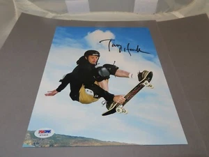 Foto firmada de Tony Hawk patinado 8x10 autografiada PSA/ADN certificado de autenticidad 1C - Imagen 1 de 5
