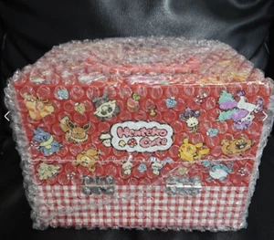 Pokémon Center Original SWIMMER Makeup Box Henteko Cute NEW - Picture 1 of 9