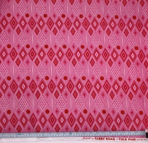Tula Pink Fabric Tabby Road Lucy Strawberry Fields 100% Cotton OOP Fat Quarter - Picture 1 of 2