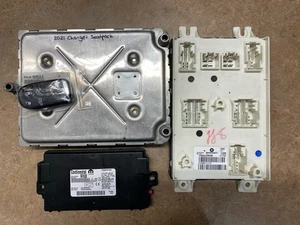 2021 Dodge Charger Scatpack ECU, BCM, RFHUB, and Key. - Picture 1 of 4