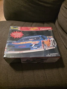 Vintage Revell Hot Wheels Camaro 1/64 and 1/25 Scale Model Kit #F215141 - Picture 1 of 2