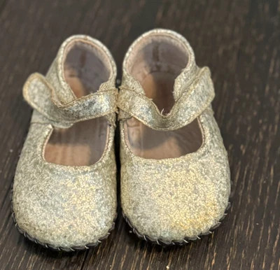 Pediped Girls Baby Toddler Silver Sparkle Sneakers Mary Jane US 5-6, 12-18 month - Image 1 of 4
