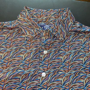 USA Palm Golf Polo Shirt Men’s Medium Colorful Wavy Print Polyester Stretch WOW - Picture 1 of 15