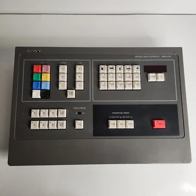 Consola panel de control multiefectos digitales de video profesional Sony DME-450P Foto 1 de 4