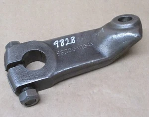 1969-87 CHEVY GMC OEM POWER STEERING PITMAN ARM 9828GMT / 4660GM FITS 4x4 TRUCKS - Picture 1 of 4
