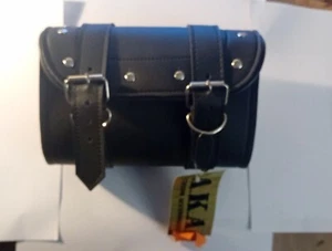 Bolsa de herramientas con tachuelas de AKA Custom - Imagen 1 de 5