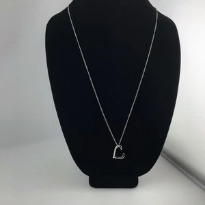 Collar de Cadena Sarah Cov Largo Corazón Abierto Colgante PlataT De Colección - Imagen 1 de 4